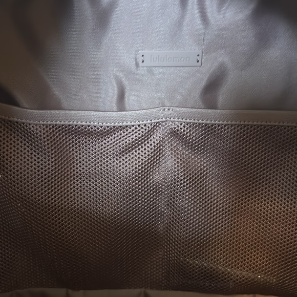 Lululemon backpack - Picture 4 of 8